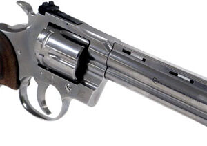 COLT PYTHON 357MAG 6" 6RD - STAINLESS WALNUT GRIPS